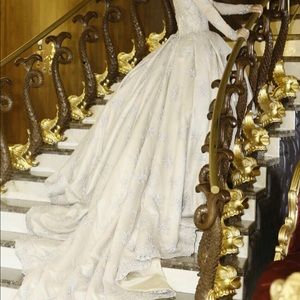 Meet your Posher, Hadien